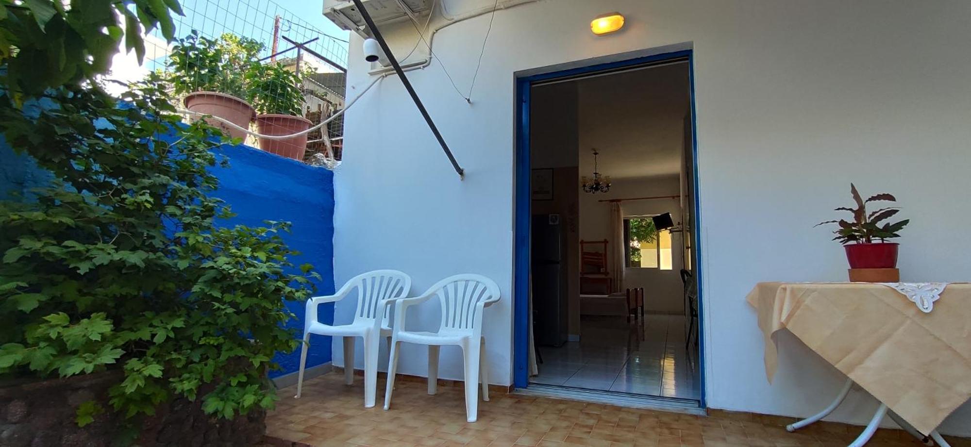 Pension Gina Methana Exterior photo