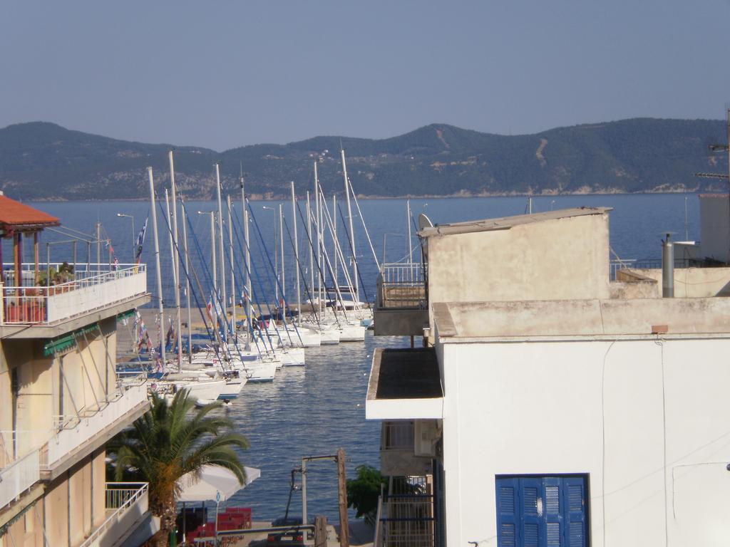 Pension Gina Methana Exterior photo