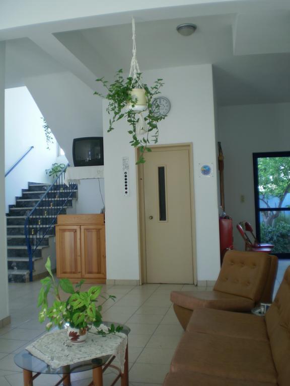 Pension Gina Methana Exterior photo